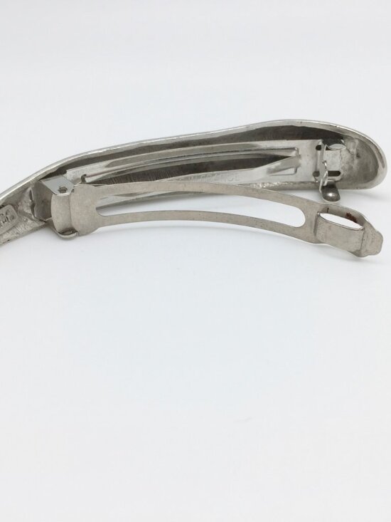 Colette Malouf objet d’arts Long silver Metal Hair Clip